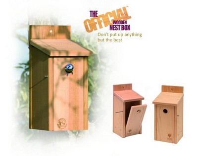 Jacobi Jayne: The Official Wooden Nest Box 32mm Hole