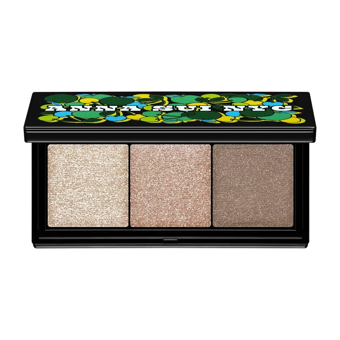 04 Enchanting palette with soft greige