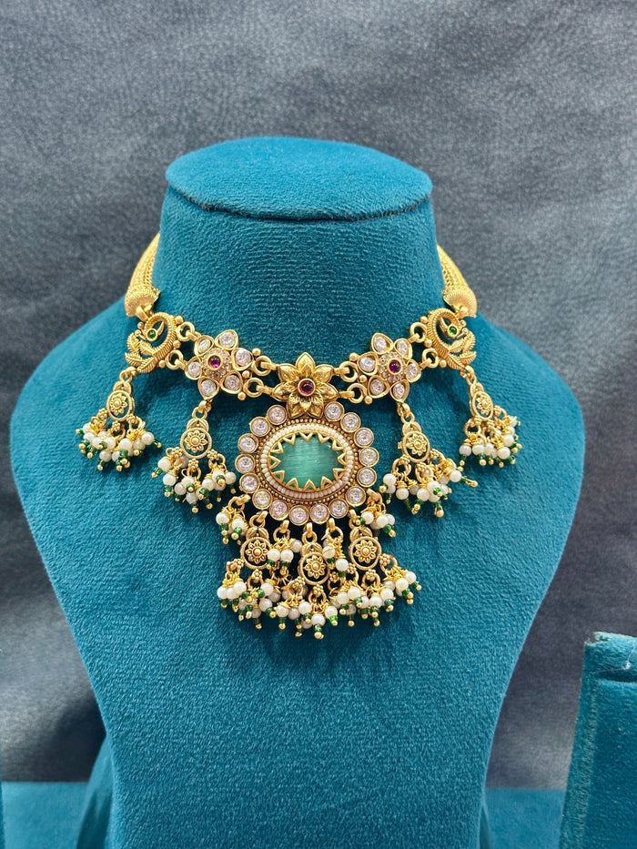 Antique Gold Emerald Kundan Necklace Set with Pearl Drop Earrings NS00030