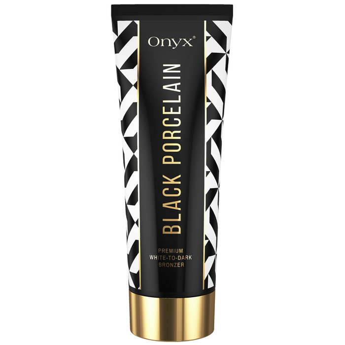 Bronzer do opalania Onyx Black Porcelain z czarną perłą i formułą white-to-dark. Dla intensywnej, głębokiej opalenizny.