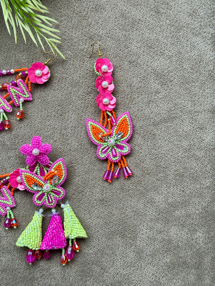 Dulhan Beaded Necklace Set with Earrings & Tikka