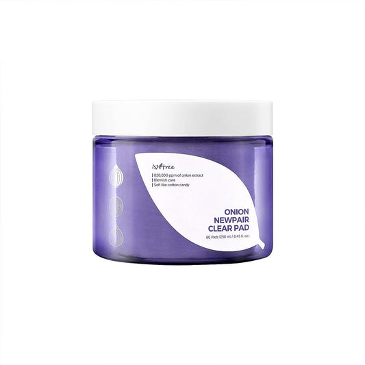 ISNTREE Onion Newpair Clear Pad is a soothing and brightening skincare pad infused with 82% Onion Bulb Extract to help reduce dark spots and even out skin tone. Enriched with Niacinamide, Houttuynia Cordata Extract, and multiple forms of Hyaluronic Acid, these pads provide deep hydration while calming and revitalizing the skin. The addition of Tranexamic Acid and Beta-Glucan further enhances the brightening and soothing effects, making it ideal for those seeking a clearer, more radiant complexio