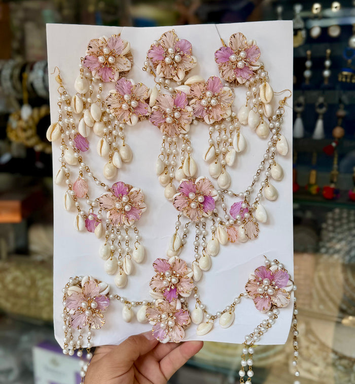 Lavender Peach Majestic Pearl and Cowrie Floral Wedding Shells Jewellery Set - Haldi / Mehandi Special K112