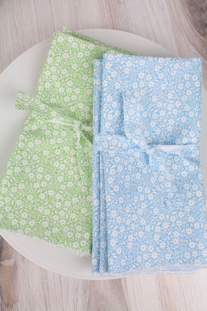 Sweet Nothings Meadow Floral Napkins in Blue