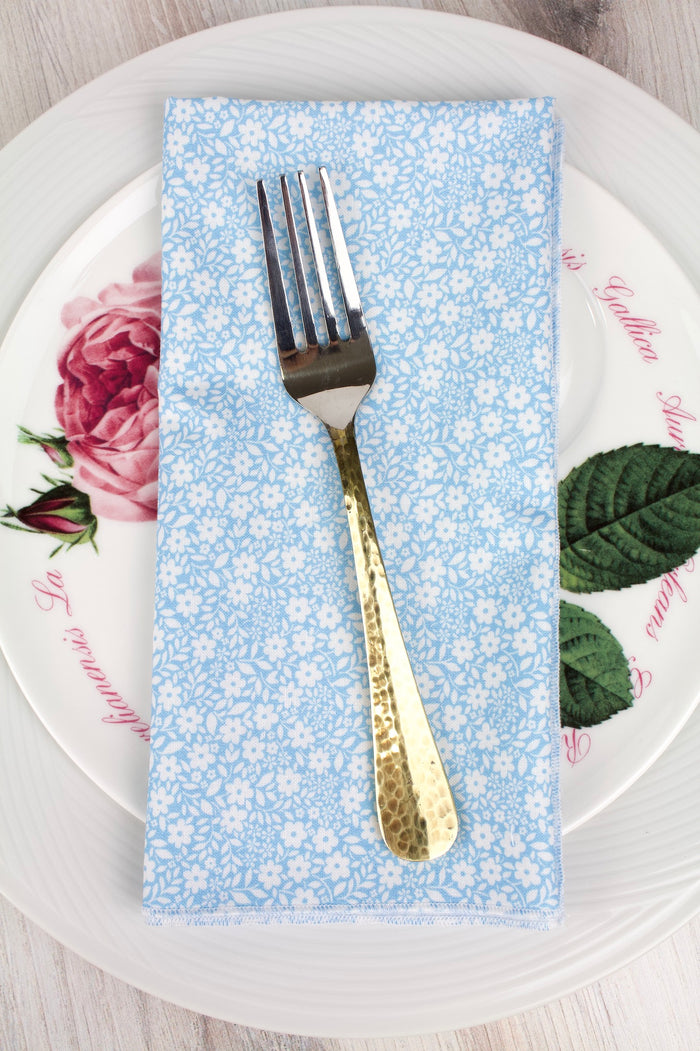 Sweet Nothings Meadow Floral Napkins in Blue