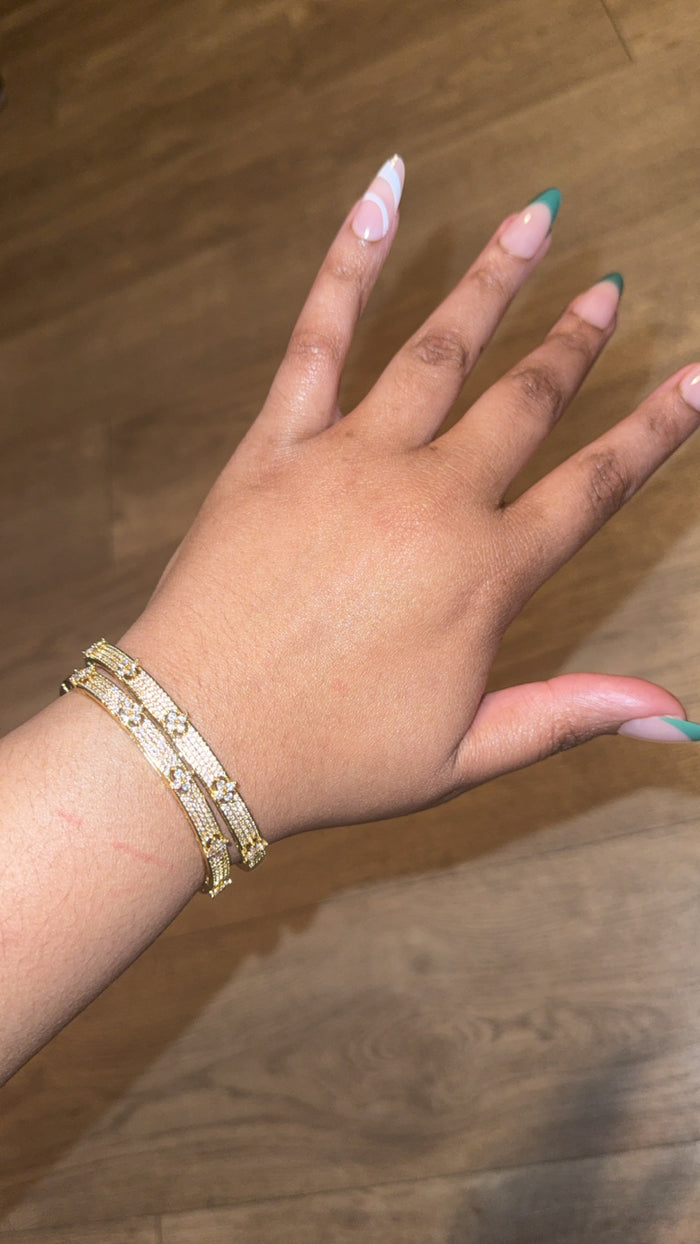 The Luxe Bloom Bracelet ✨🌺