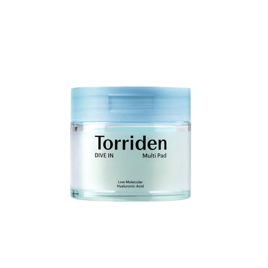 TORRIDEN DIVE-IN Low Molecule Hyaluronic Acid Multi Pad is a versatile, hydrating pad designed to deliver deep moisture and soothe the skin. Infused with multiple forms of low molecular Hyaluronic Acid, it provides long-lasting hydration, leaving the skin plump and refreshed. Enriched with Panthenol, Aloe, and Witch Hazel Water, it helps to calm irritation and balance the skin. Perfect for all skin types, this multi-functional pad can be used for daily toning, gentle exfoliation, or as a quick m
