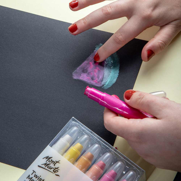 Twistable Metallics Signature 12pc