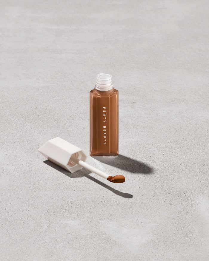 We're Even Hydrating Longwear Concealer — 425W